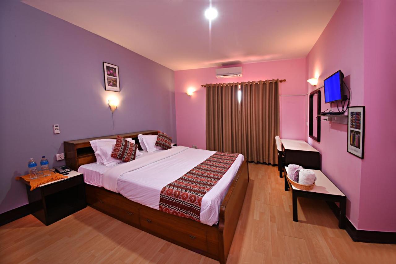 Sacred Boutique Hotel Kathmandu Exteriör bild