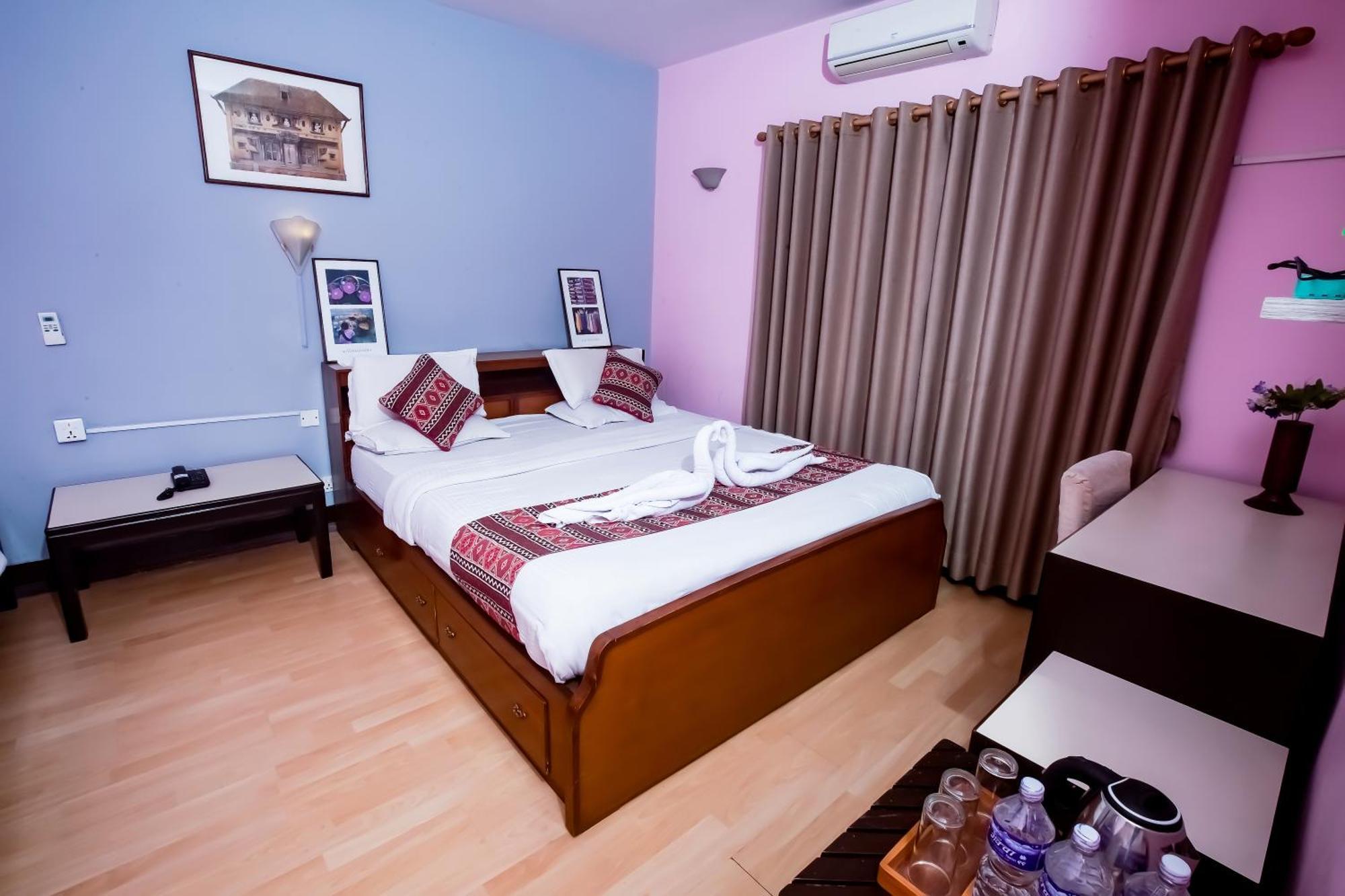 Sacred Boutique Hotel Kathmandu Exteriör bild